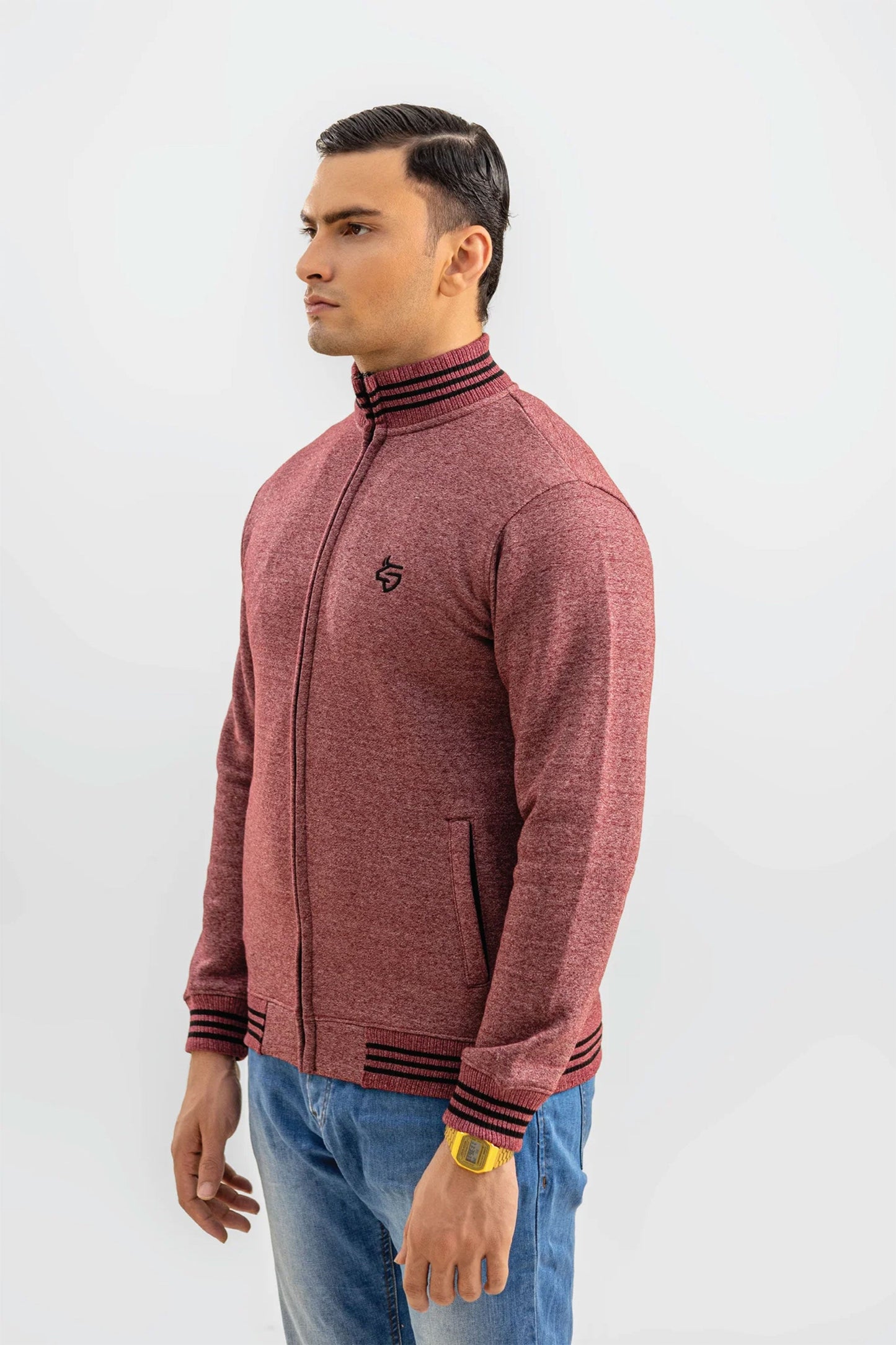 EXCLUSIVE MAROON ZIPPER