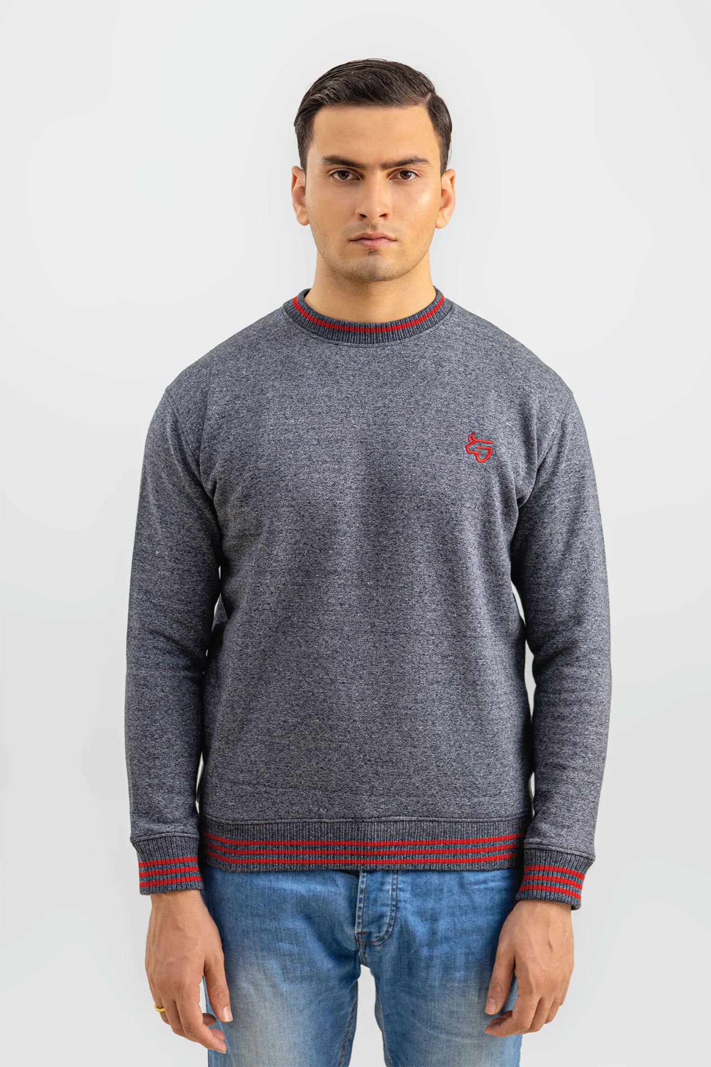 EXCLUSIVE NAVY SWEATSHIRT